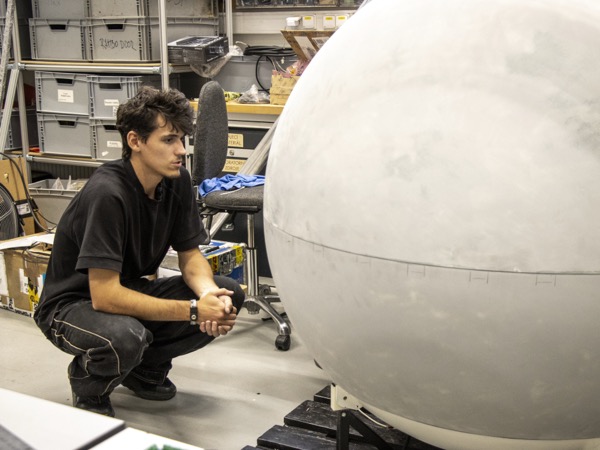 OKO fabrication at PrusaLab showing aluminium head assembly